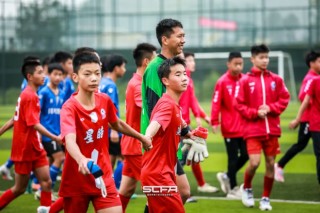 足球u15青少年(中国青少年足球联赛u15)，中国U15青少年足球联赛，未来足球之星的摇篮