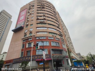 上海足球专卖(上海足球鞋专卖店地址)